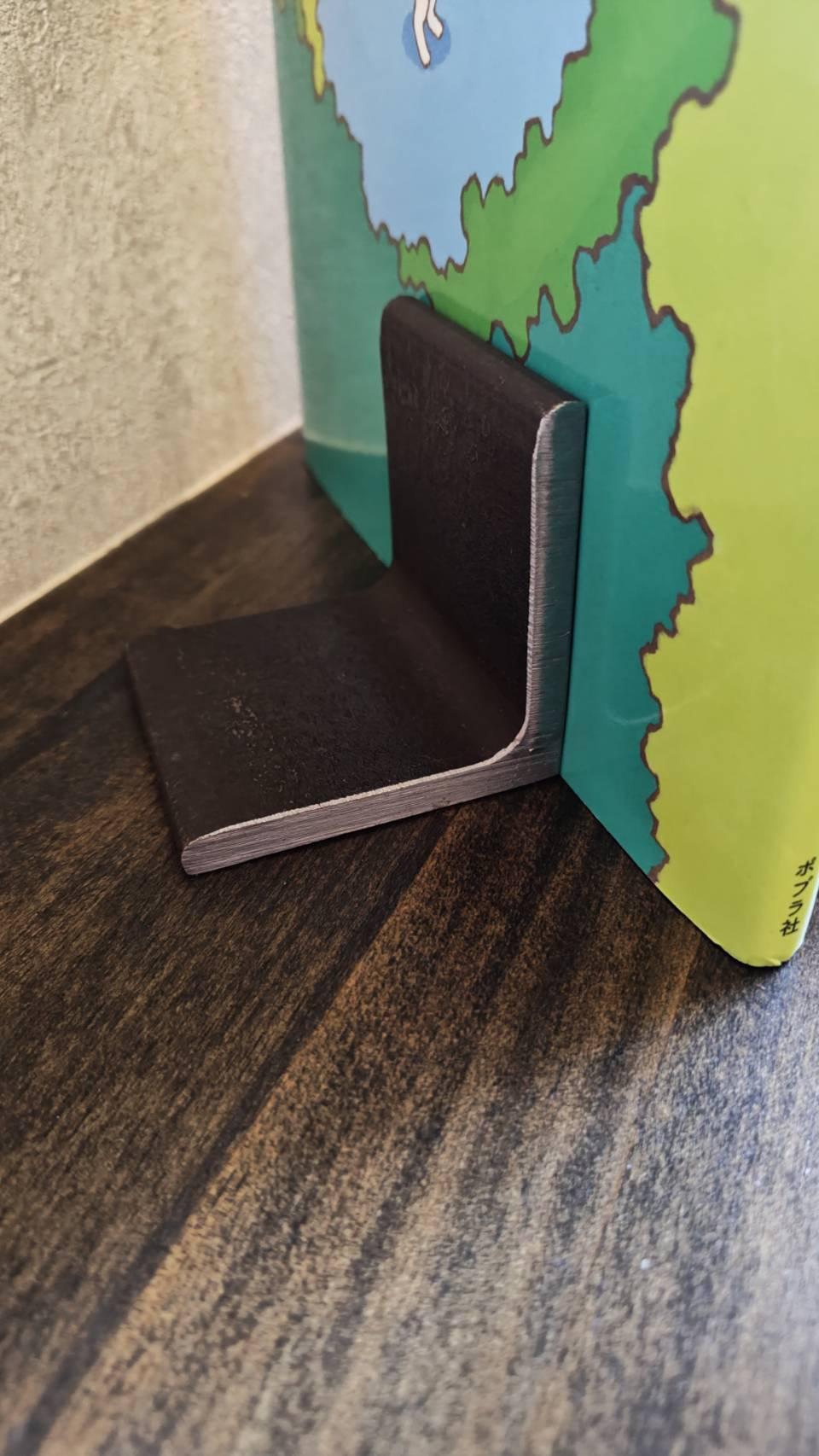 ブックエンド ブラック  本立て   ブックスタンド 卓上収納 仕切り デスク整理  書類 ファイル　雑誌 CDの整理用1枚目の画像